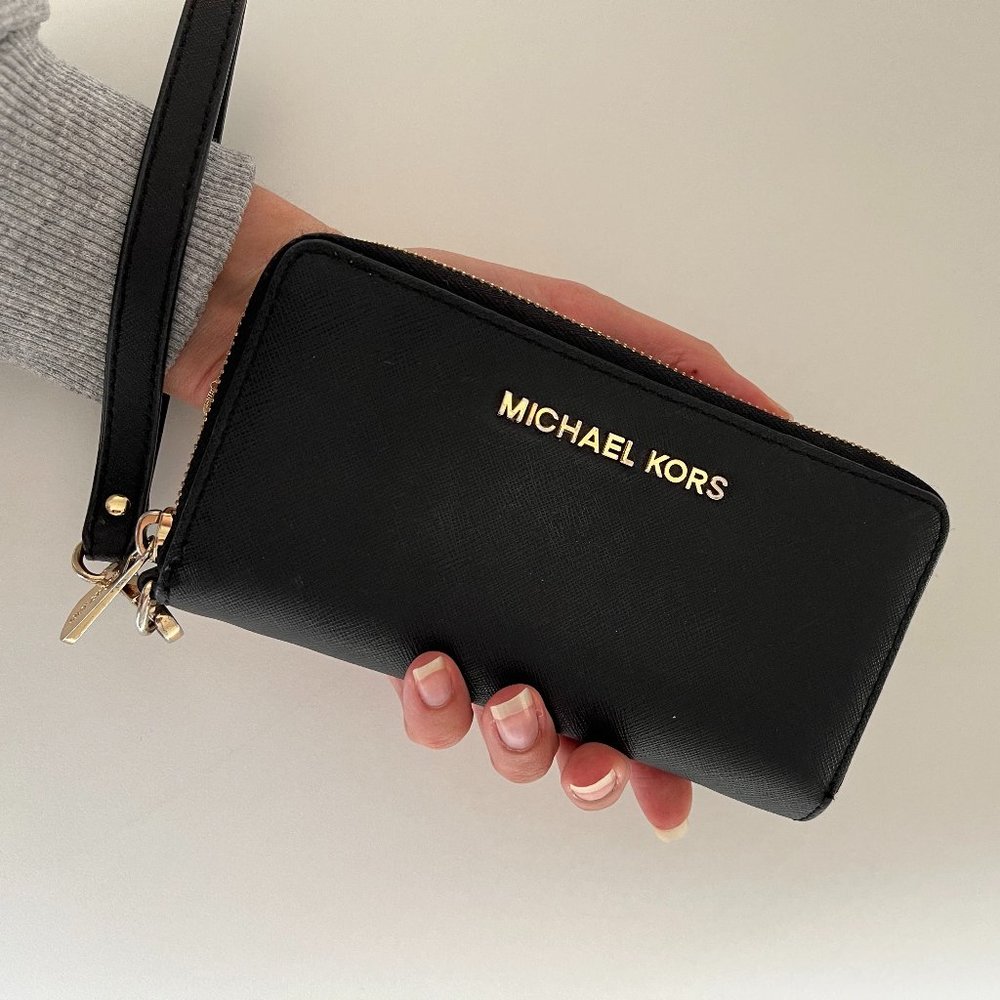 Michael Kors Wallet with Wristlet